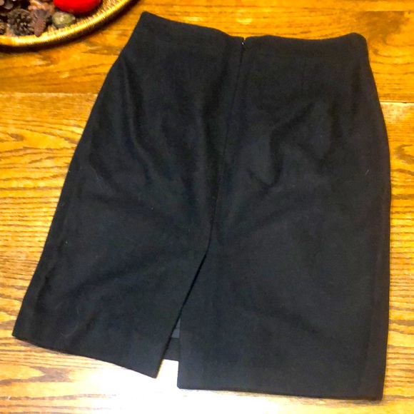 EUC J. Crew The Pencil Skirt wool blend - Picture 2 of 5